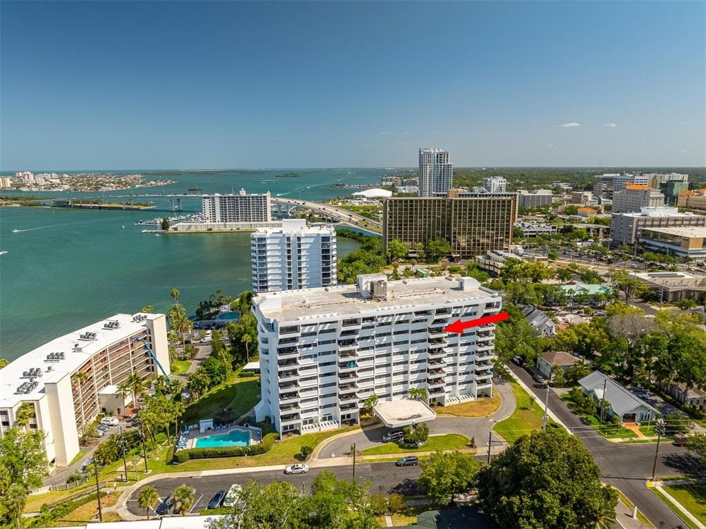 30 TURNER STREET UNIT 802 CLEARWATER, FL 33756