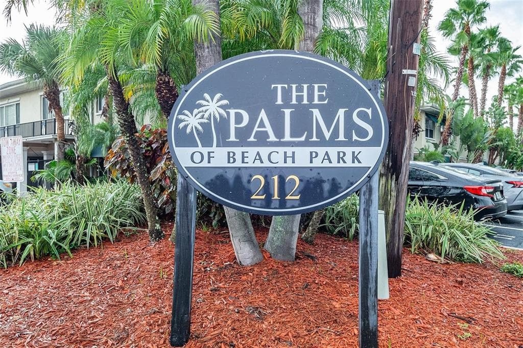 212 S CHURCH AVENUE UNIT 303 TAMPA, FL 33609