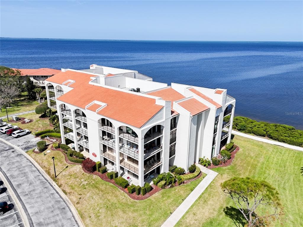 433 MARINER DRIVE UNIT 433 TARPON SPRINGS, FL 34689