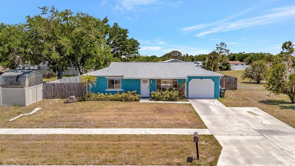 7055 KENWOOD DRIVE NORTH PORT, FL 34287