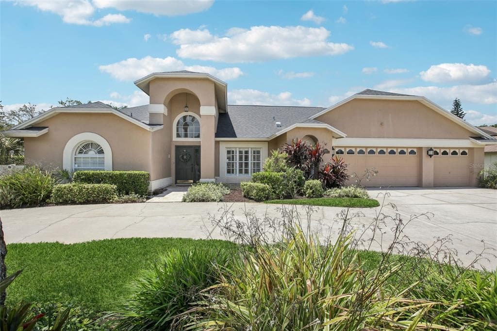 16910 EQUESTRIAN TRAIL ODESSA, FL 33556