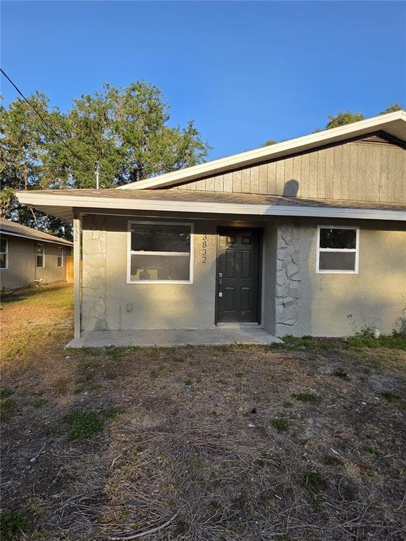 3832 VALLEY TREE DRIVE TAMPA, FL 33610