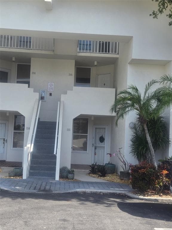 5153 ISLA KEY BOULEVARD S UNIT 215 ST PETERSBURG, FL 33715