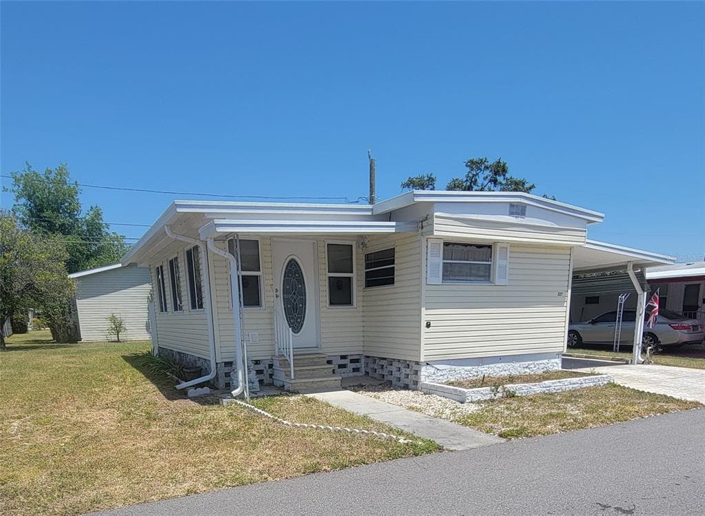 585 SKY HARBOR DRIVE UNIT 327 CLEARWATER, FL 33759