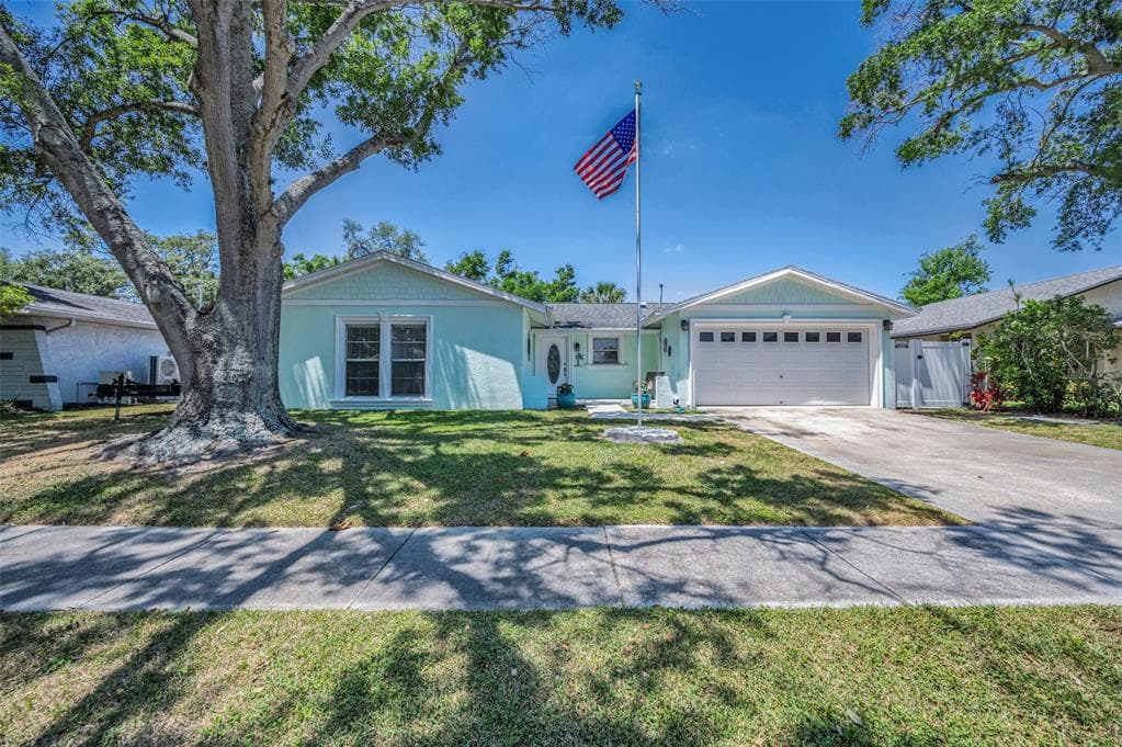 14984 CROMWELL DRIVE CLEARWATER, FL 33764