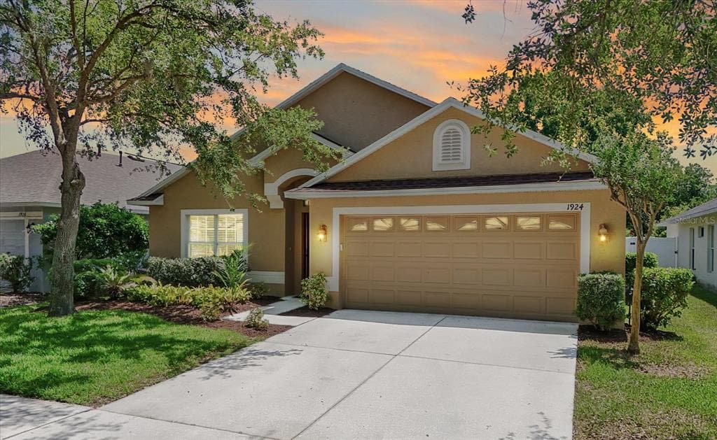 1924 SEAN WOOD CIRCLE BRANDON, FL 33510