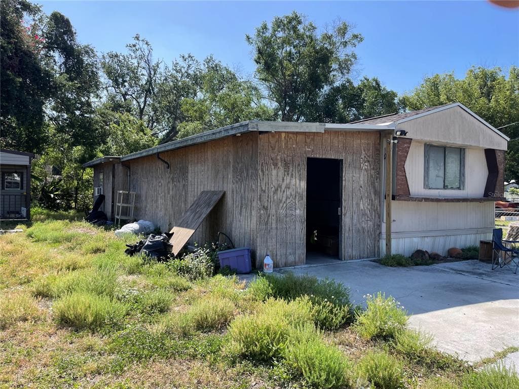 9914 MASSACHUSETTS STREET GIBSONTON, FL 33534