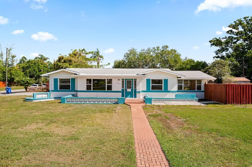 4421 28TH AVENUE N ST PETERSBURG, FL 33713