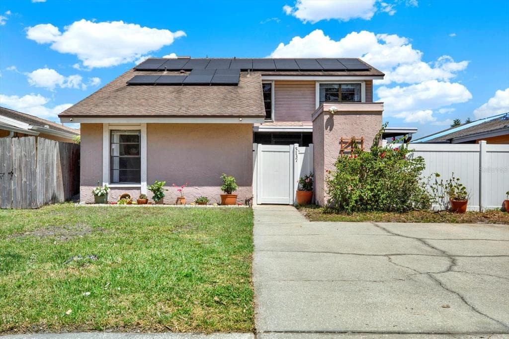 5137 SPRINGWOOD DRIVE TAMPA, FL 33624