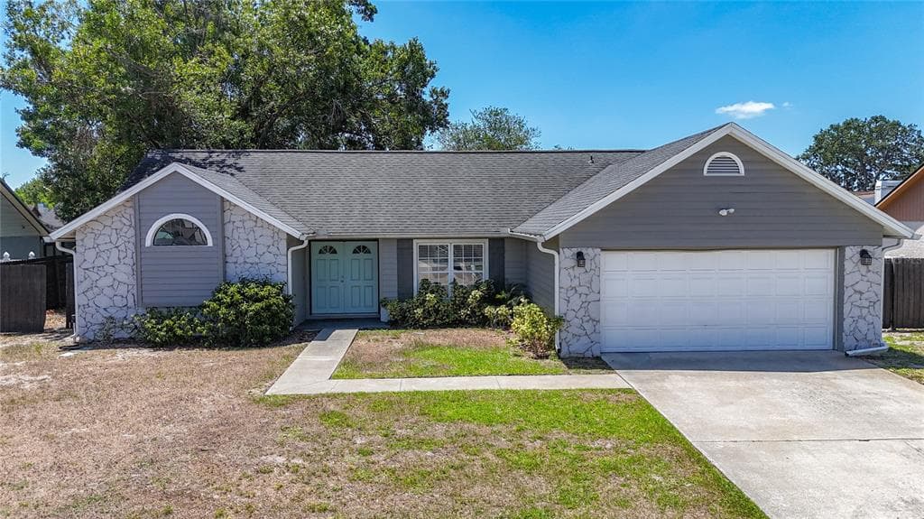 1005 CAMEO CREST LANE VALRICO, FL 33596