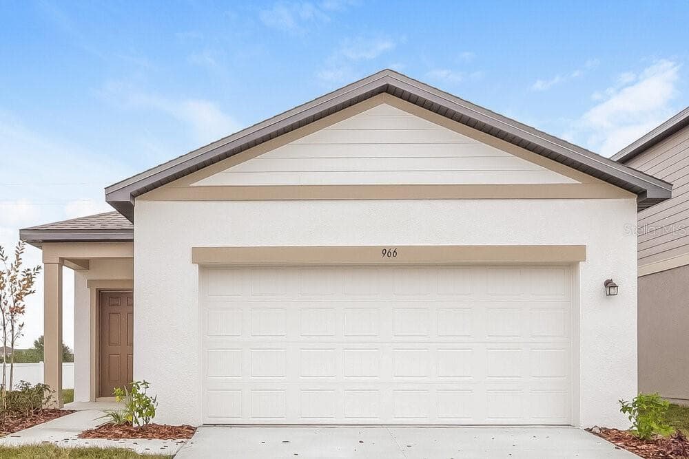 966 KELLY FERN LOOP RUSKIN, FL 33570