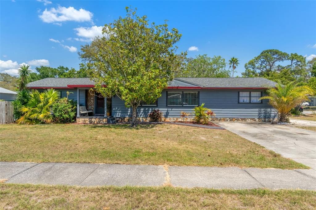 800 N WALTON AVENUE TARPON SPRINGS, FL 34689