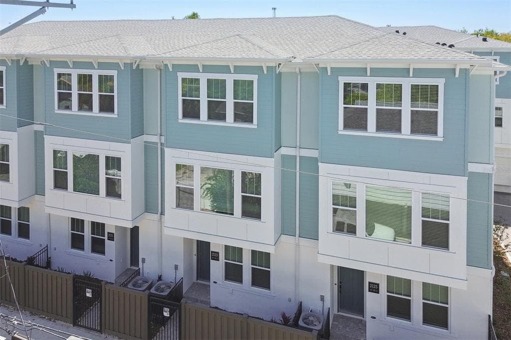 2123 1ST AVENUE N ST PETERSBURG, FL 33713