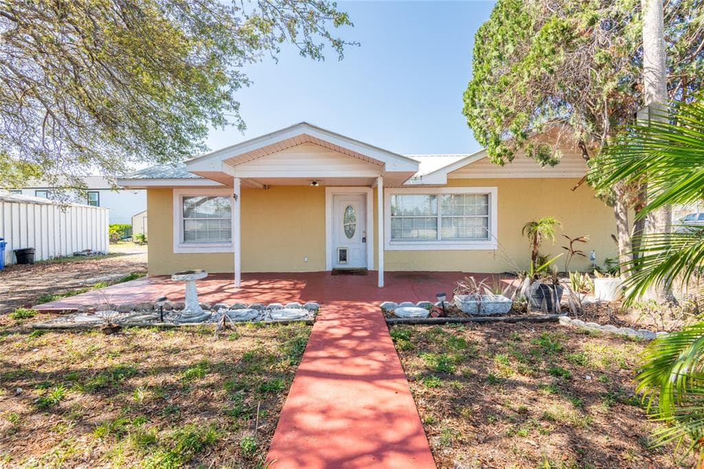 3823 N 56TH STREET TAMPA, FL 33619