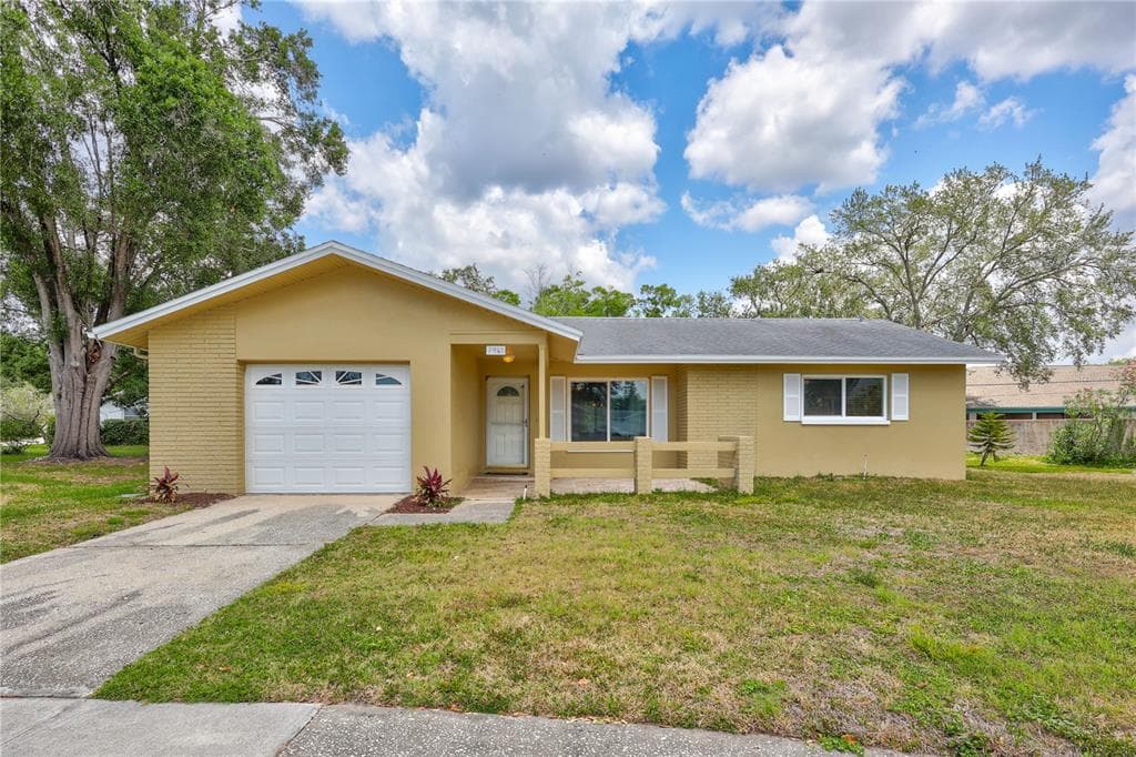 2961 BRIAR CLIFF DRIVE PALM HARBOR, FL 34684