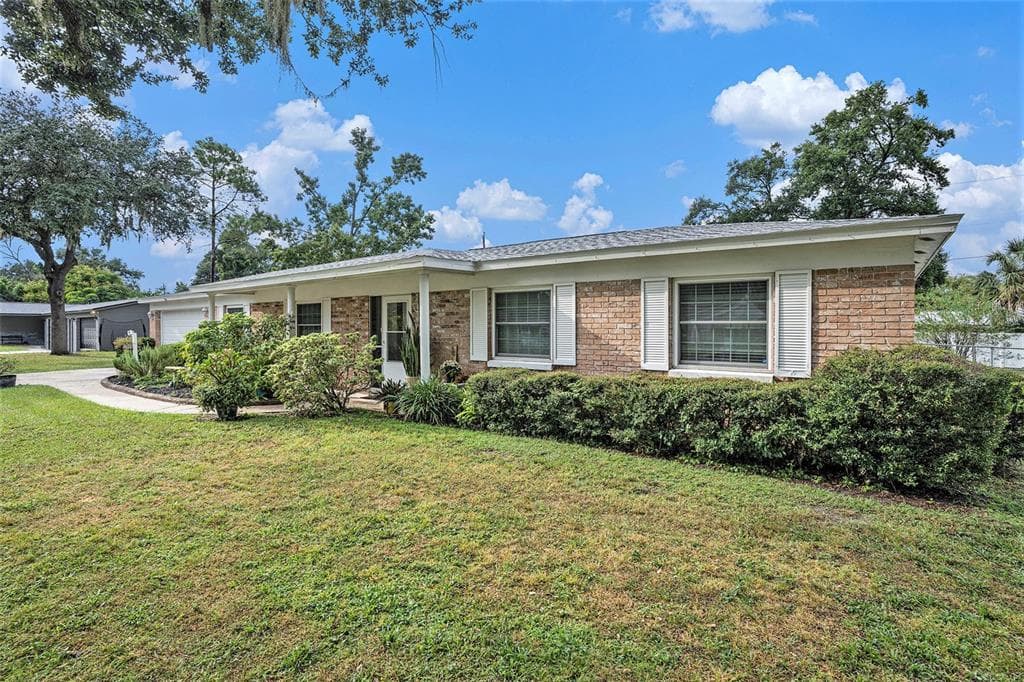 626 MARPHIL LOOP BRANDON, FL 33511