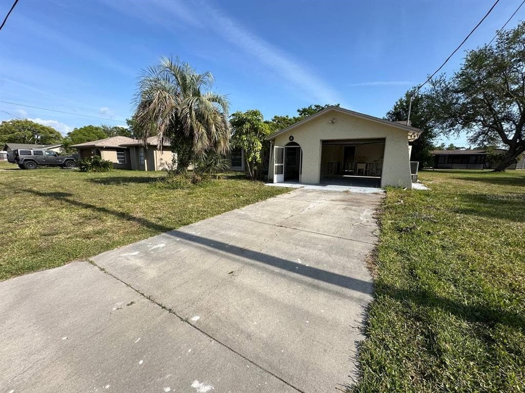 8326 LAFITTE DRIVE HUDSON, FL 34667