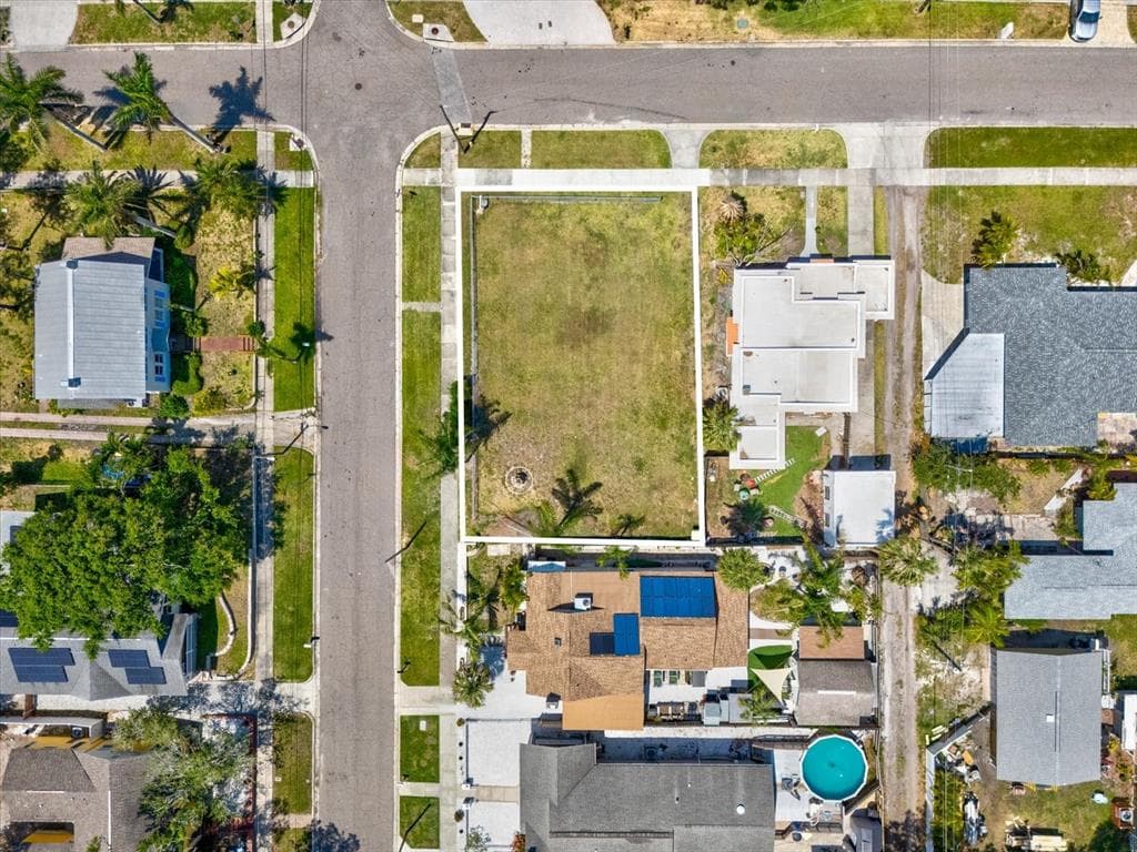 1803 SUNSET DRIVE CLEARWATER, FL 33755