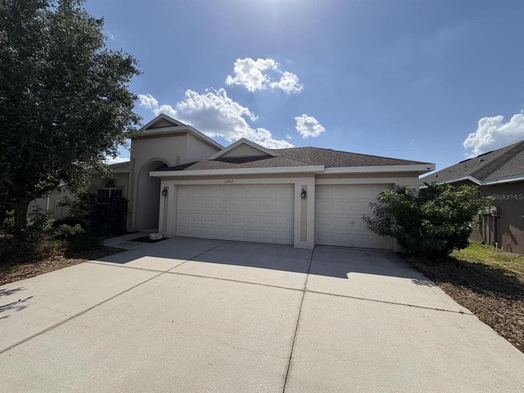 13707 SANFORD HILL PLACE RIVERVIEW, FL 33579