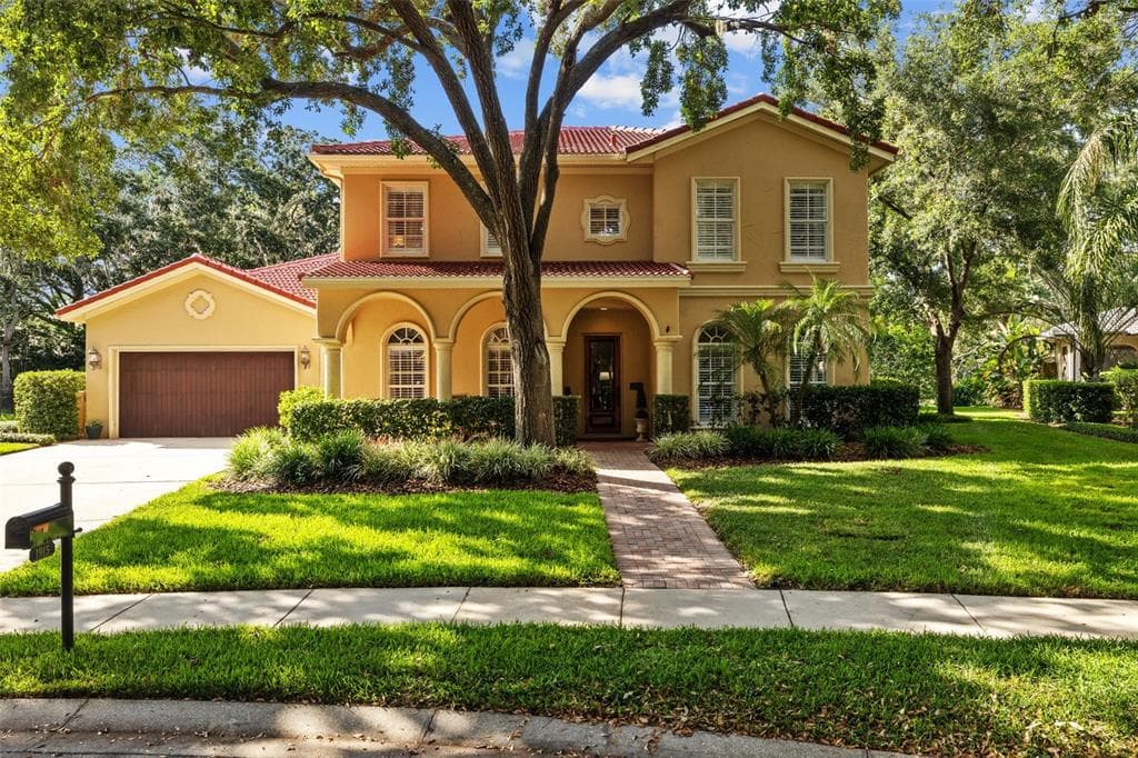 1915 FLORESTA VIEW DRIVE