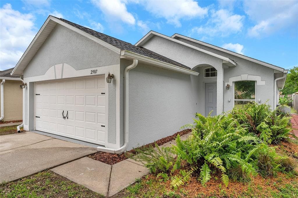 2907 MINGO DRIVE LAND O LAKES, FL 34639