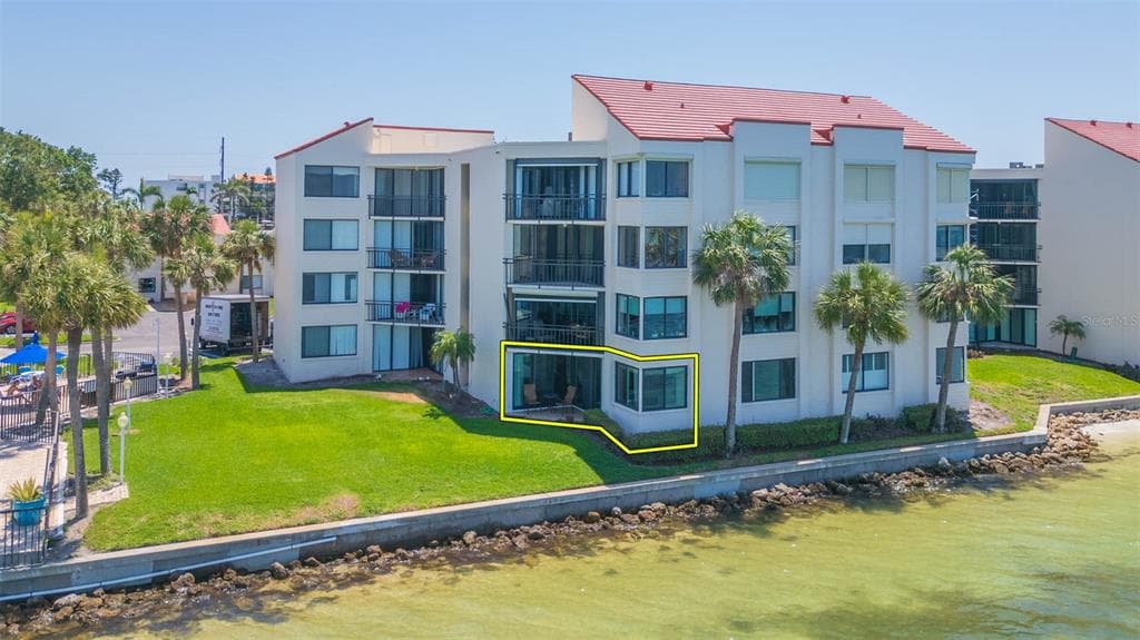 5729 PUERTA DEL SOL BOULEVARD S UNIT 185 ST PETERSBURG, FL 33715