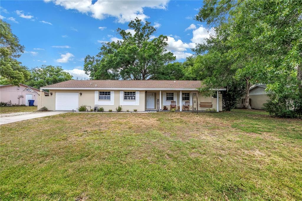 3753 HOLLOW OAK PLACE