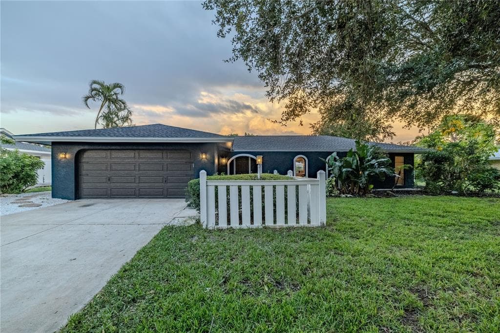 1211 64TH STREET NW BRADENTON, FL 34209