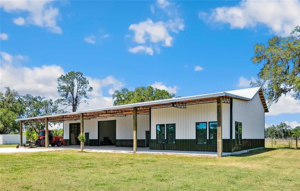 705 SR 50 WEBSTER, FL 33597