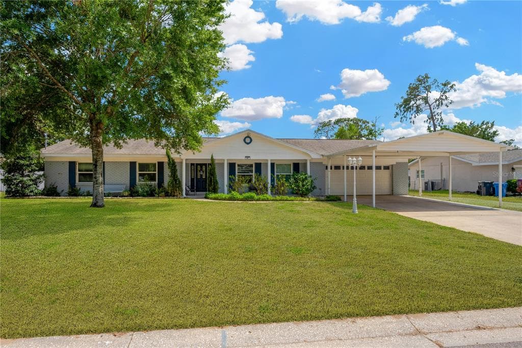607 CAROLYN DRIVE BRANDON, FL 33510