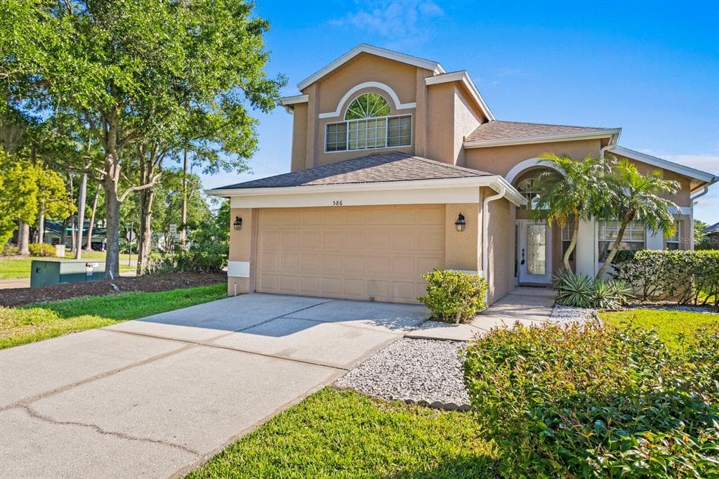 586 KINGSMILL COURT OLDSMAR, FL 34677