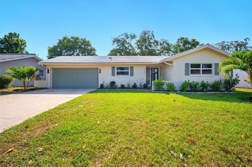 5647 110TH WAY SEMINOLE, FL 33772