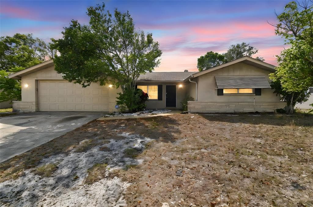 8907 PANDORA LANE PORT RICHEY, FL 34668