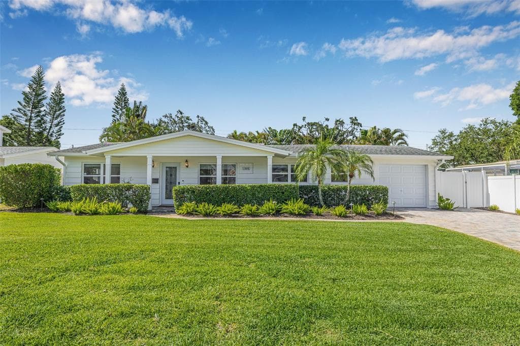 1404 84TH AVENUE N ST PETERSBURG, FL 33702