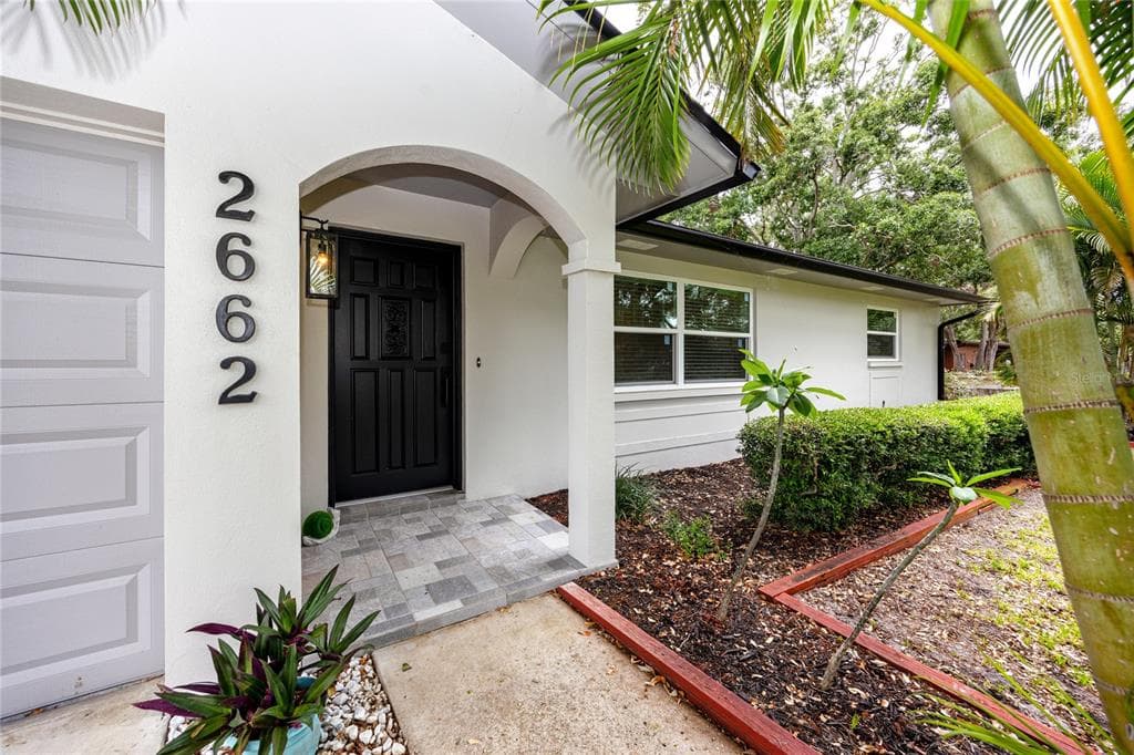 2662 OAKBROOK DRIVE LARGO, FL 33770