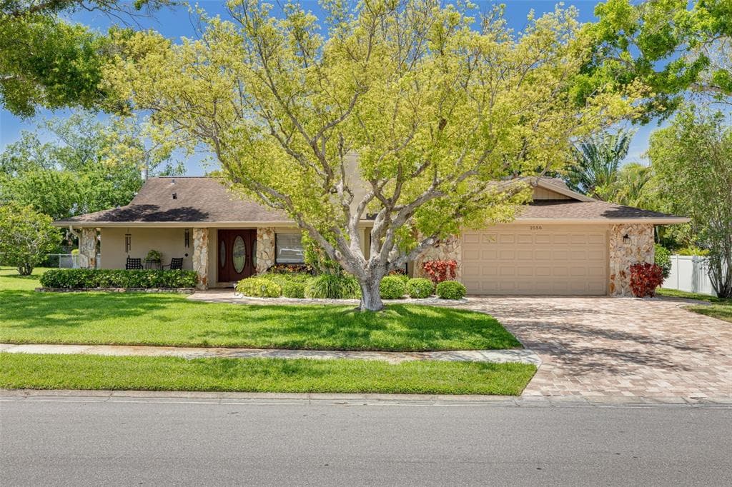 2550 ROLLING VIEW DRIVE