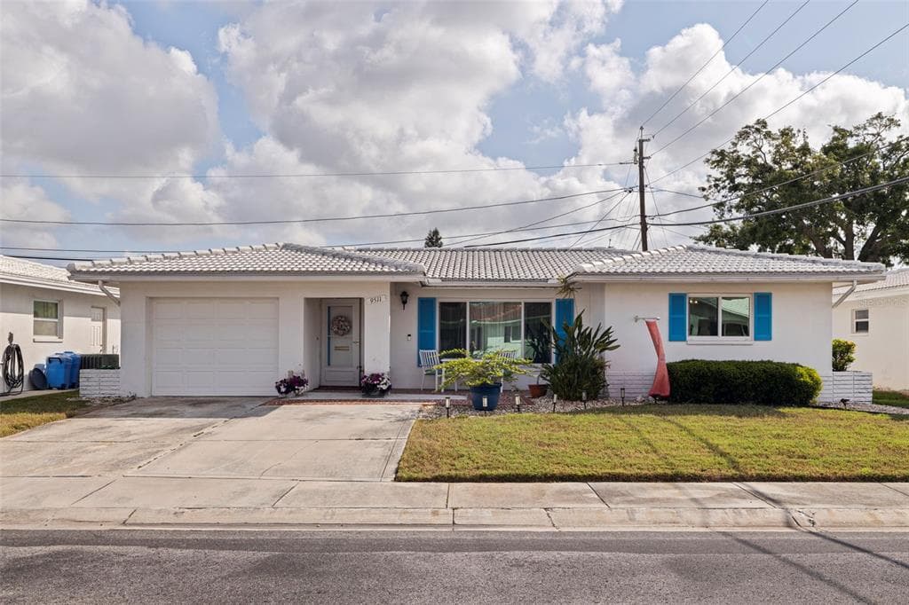 9511 45TH STREET N UNIT 9511 PINELLAS PARK, FL 33782