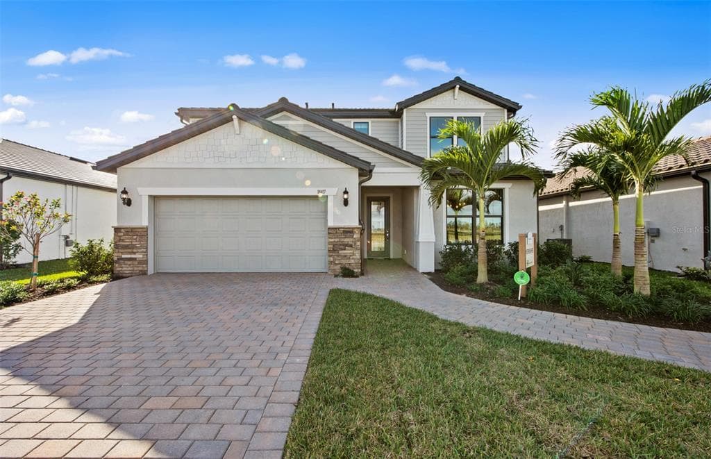 5949 BLUESTAR COURT LAKEWOOD RANCH, FL 34211