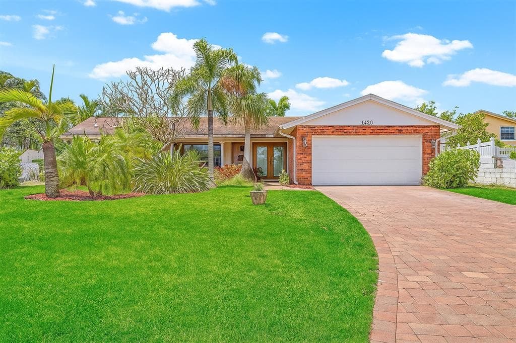 1141 80TH STREET COURT S ST PETERSBURG, FL 33707