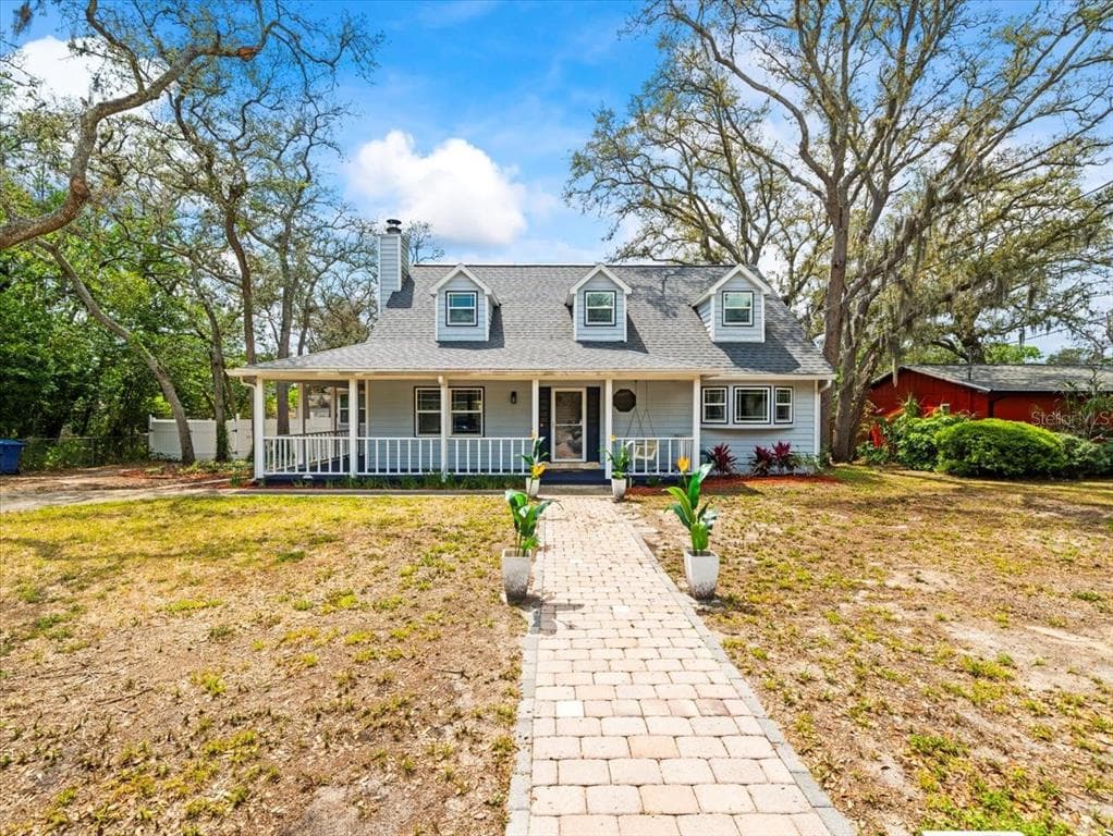 10206 N HYALEAH ROAD TAMPA, FL 33617