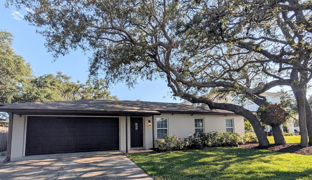 2904 W MARLIN AVENUE TAMPA, FL 33611