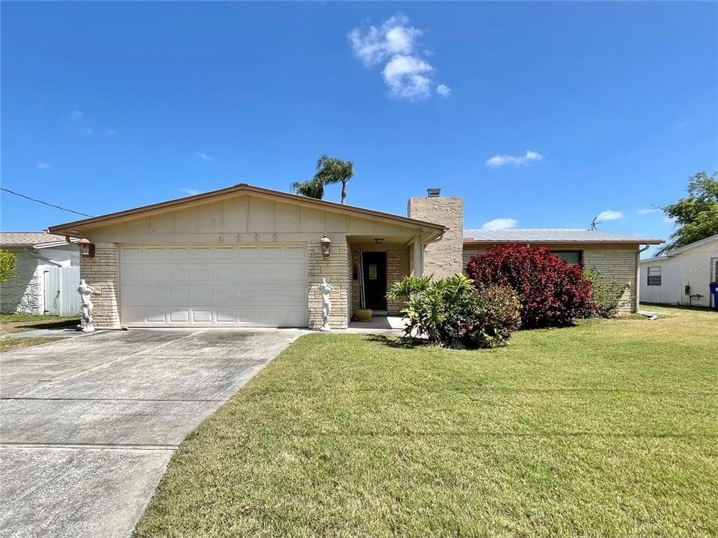4333 BADEN DRIVE HOLIDAY, FL 34691
