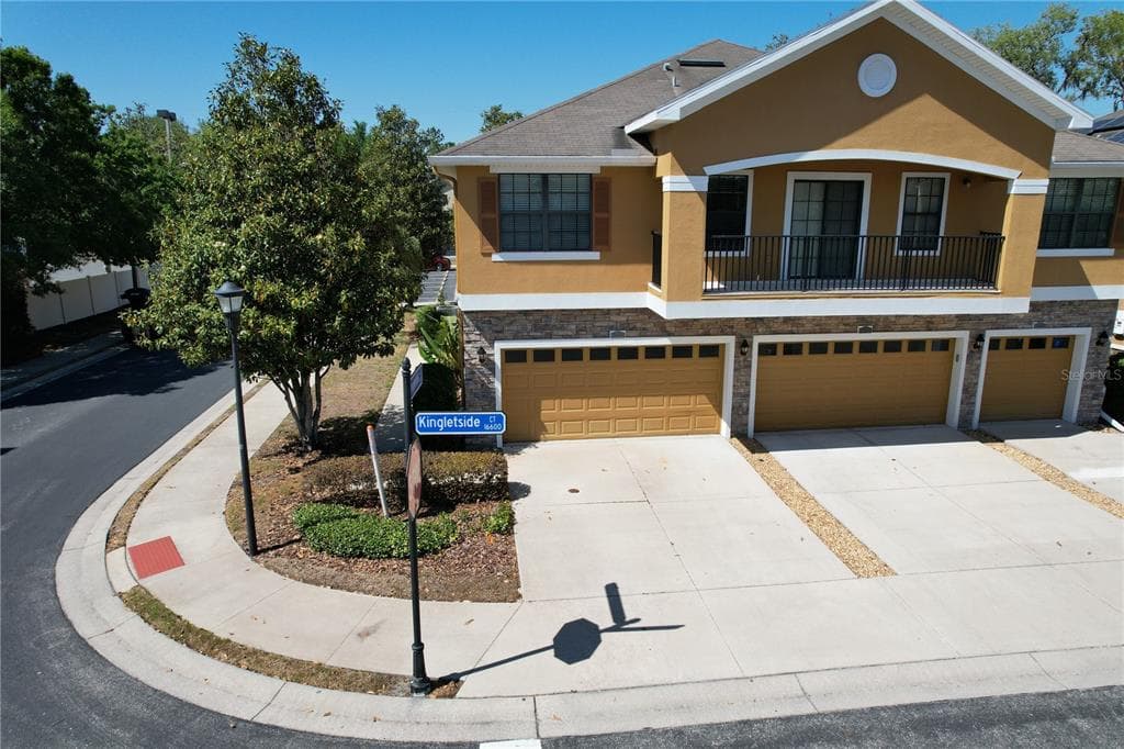 16604 KINGLETSIDE COURT LITHIA, FL 33547