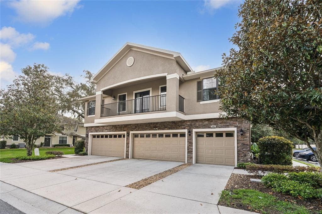 5534 KINGLETHILL DRIVE LITHIA, FL 33547