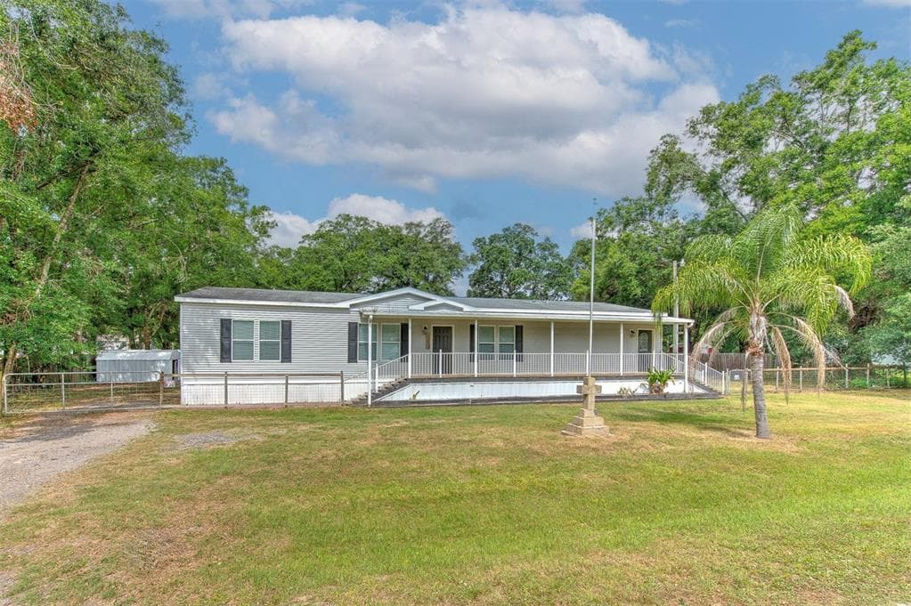 6633 APPLEWOOD DRIVE WESLEY CHAPEL, FL 33544