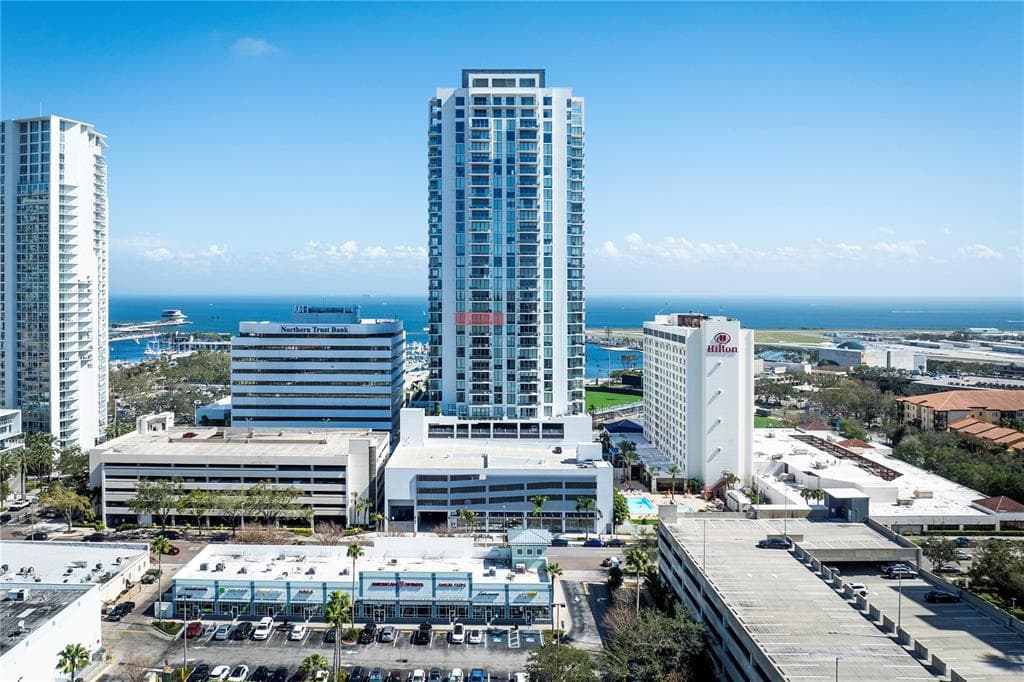 301 1ST STREET S UNIT 1605 ST PETERSBURG, FL 33701