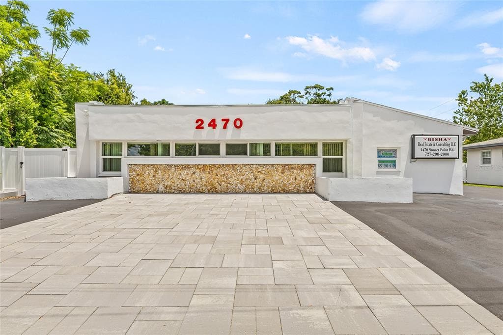 2470 SUNSET POINT ROAD UNIT 2470 CLEARWATER, FL 33765