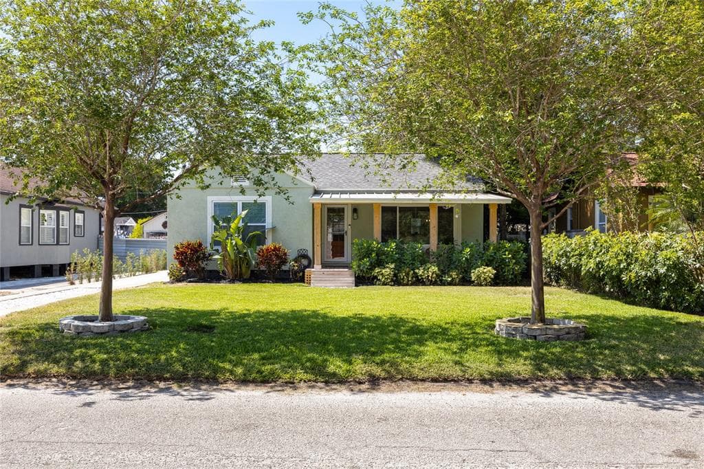 1008 W BRADDOCK STREET TAMPA, FL 33603
