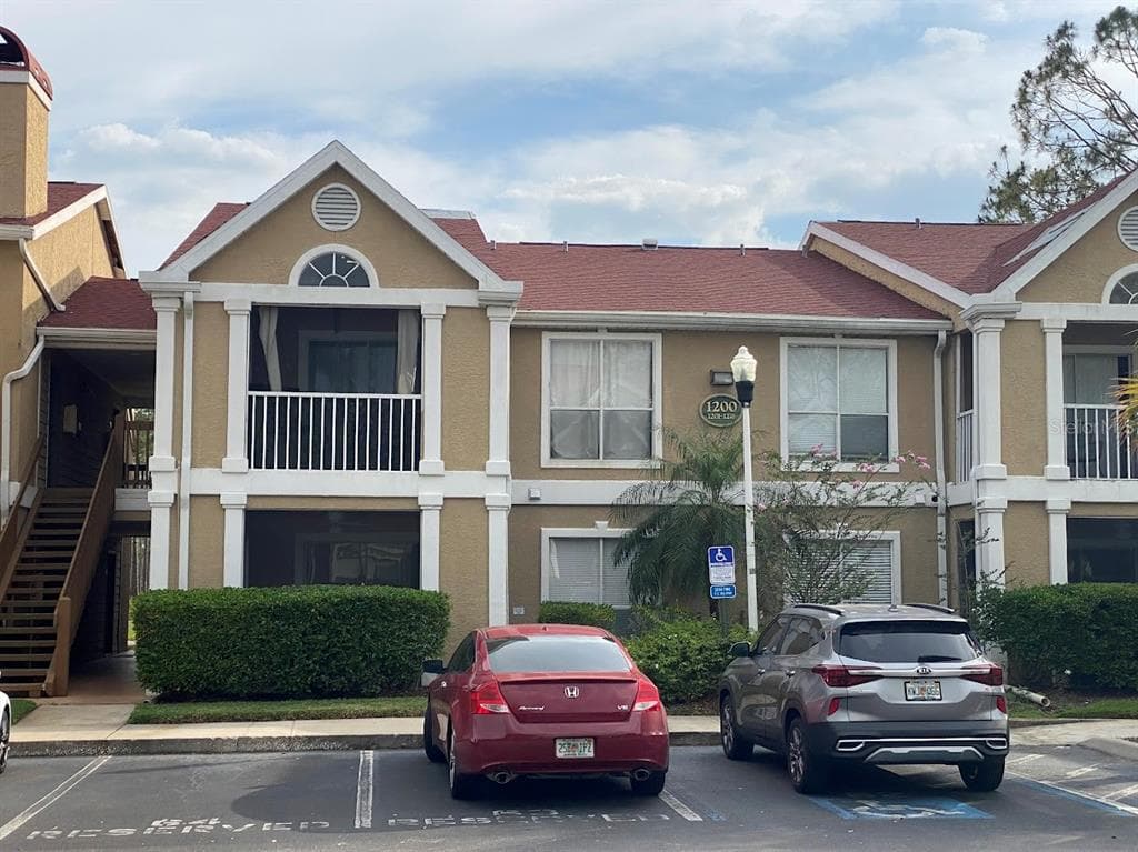 9481 HIGHLAND OAK DRIVE UNIT 1202 TAMPA, FL 33647