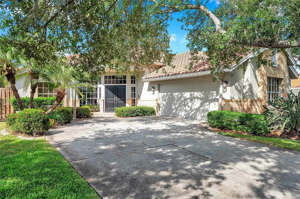 980 LIVE OAK AVENUE NE ST PETERSBURG, FL 33703